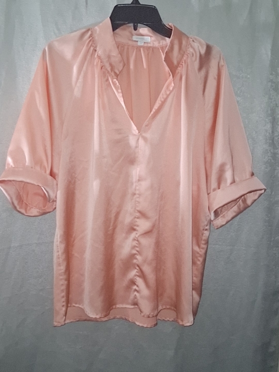Annie Tops - Annie Satin V-Neck Blouse in Light Peach